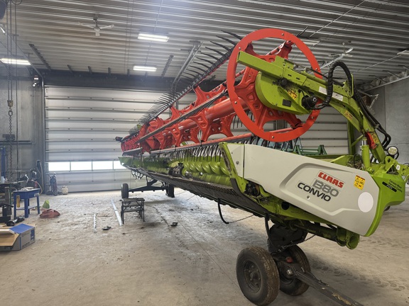 2024 CLAAS 1380 Header Combine