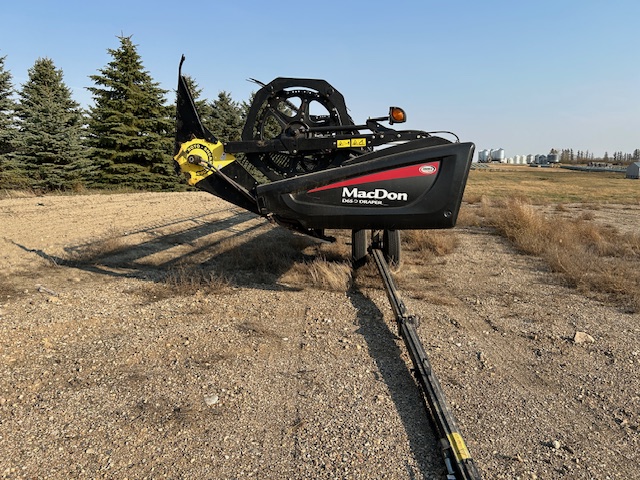 2017 MacDon M205 Windrower