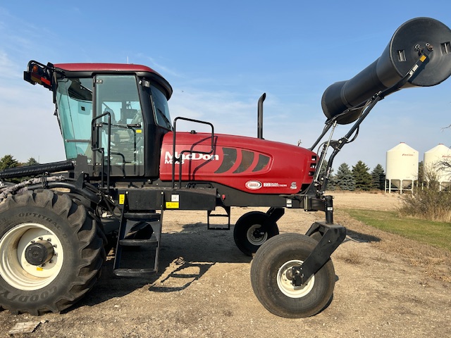 2017 MacDon M205 Windrower