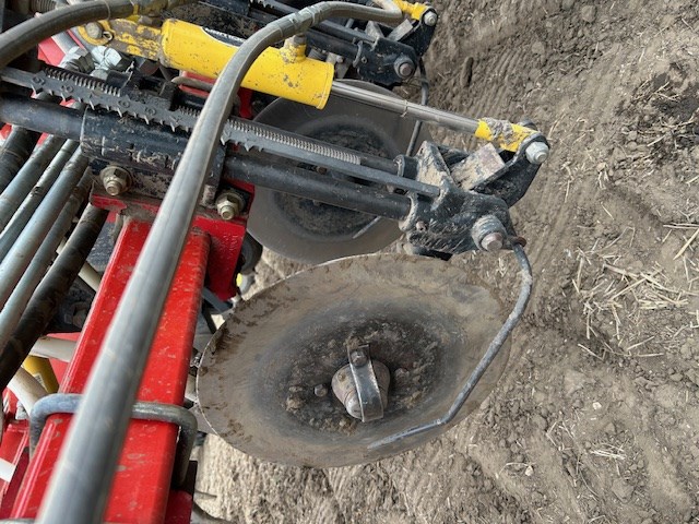 2011 Bourgault 3310-54-12 Air Drill