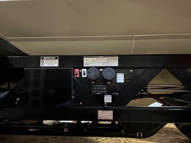 2024 Bourgault 3330-80-12 & 9950 Air Drill