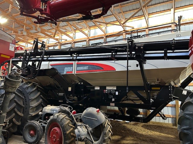 2024 Bourgault 3330-80-12 & 9950 Air Drill