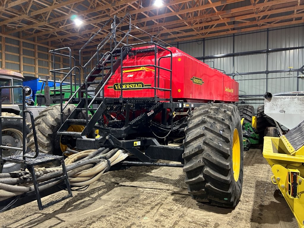 2019 Seed Hawk 8012 & 980 Air Drill