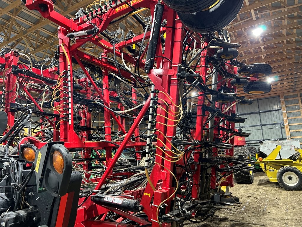2019 Seed Hawk 8012 & 980 Air Drill