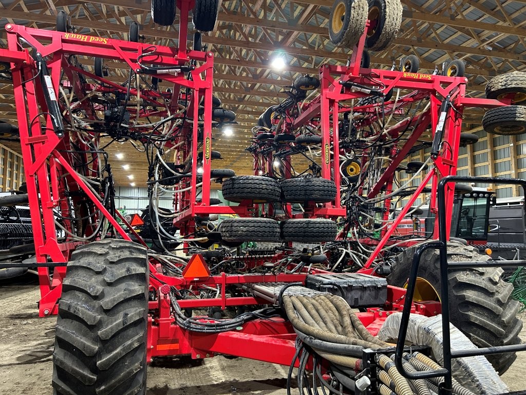 2019 Seed Hawk 8012 & 980 Air Drill