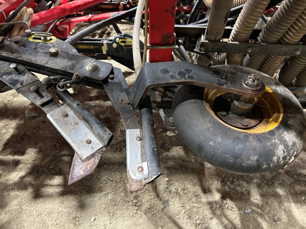 2019 Seed Hawk 8012 & 980 Air Drill