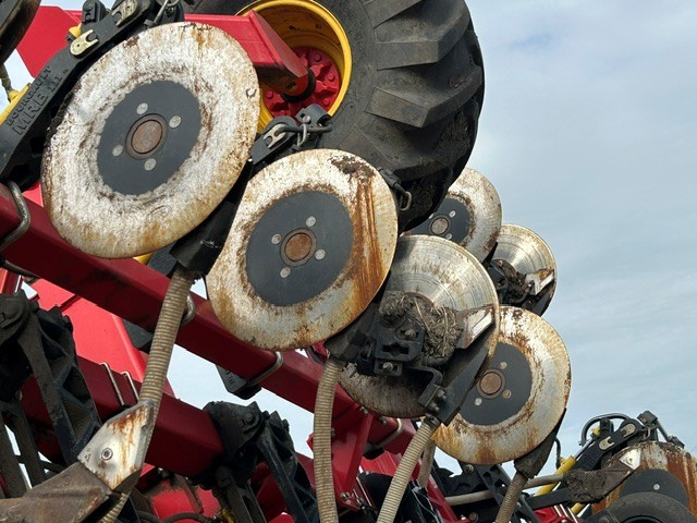 2018 Bourgault 3420-80-12 & 71300 Air Drill