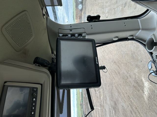 2018 Bourgault 7700 Air Tank/Cart