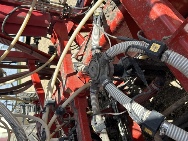 2014 Bourgault 3320-76-12 Air Drill