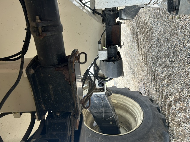 2014 Bourgault 3320-76-12 & 7700 Air Drill