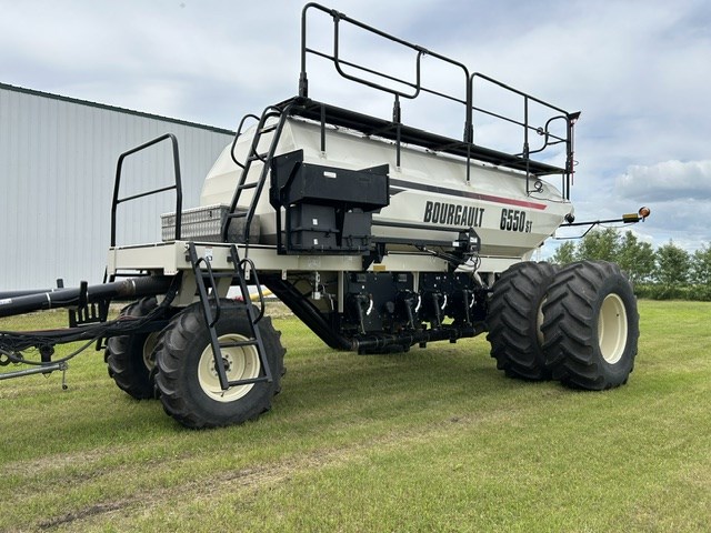 2012 Bourgault 3320-66-10 & 6550ST Air Drill