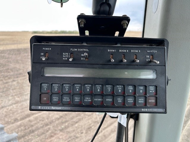 2011 Bourgault 3310-54-12 & 6450 Air Drill