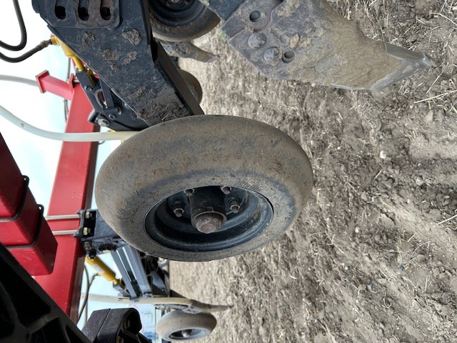 2011 Bourgault 3310-54-12 & 6450 Air Drill