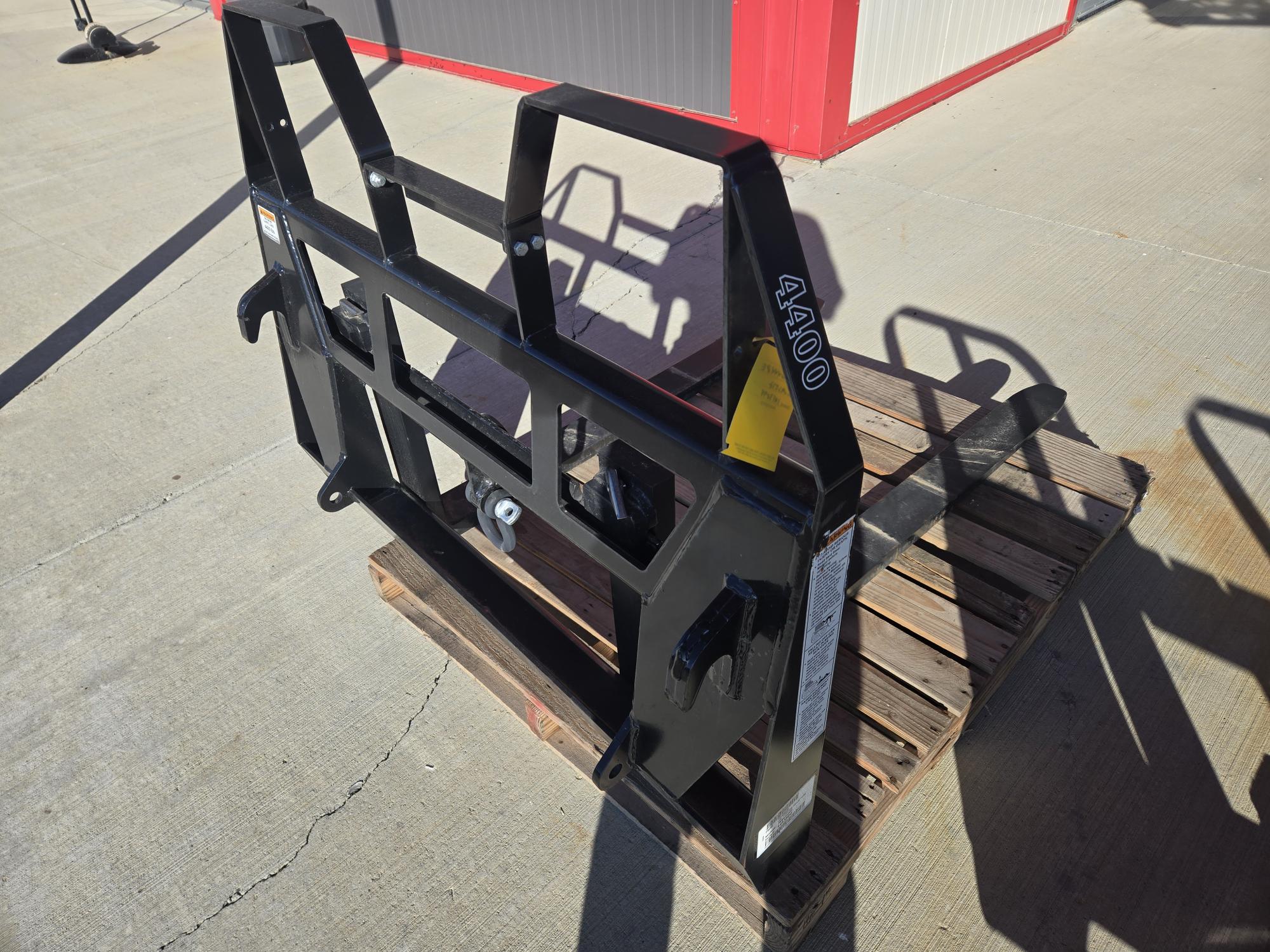 2023 Woods PFW4448 Pallet Fork