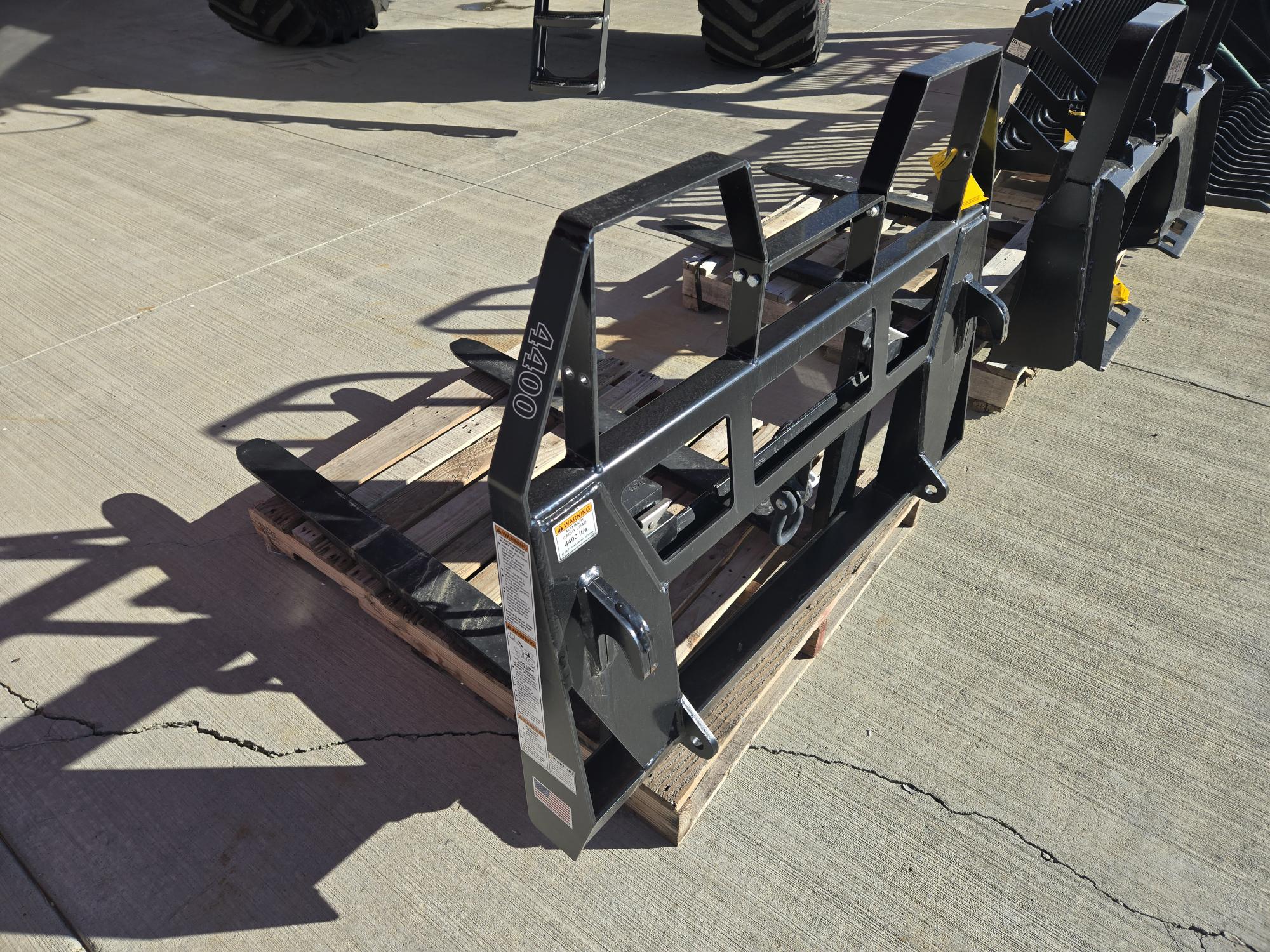 2023 Woods PFW4448 Pallet Fork