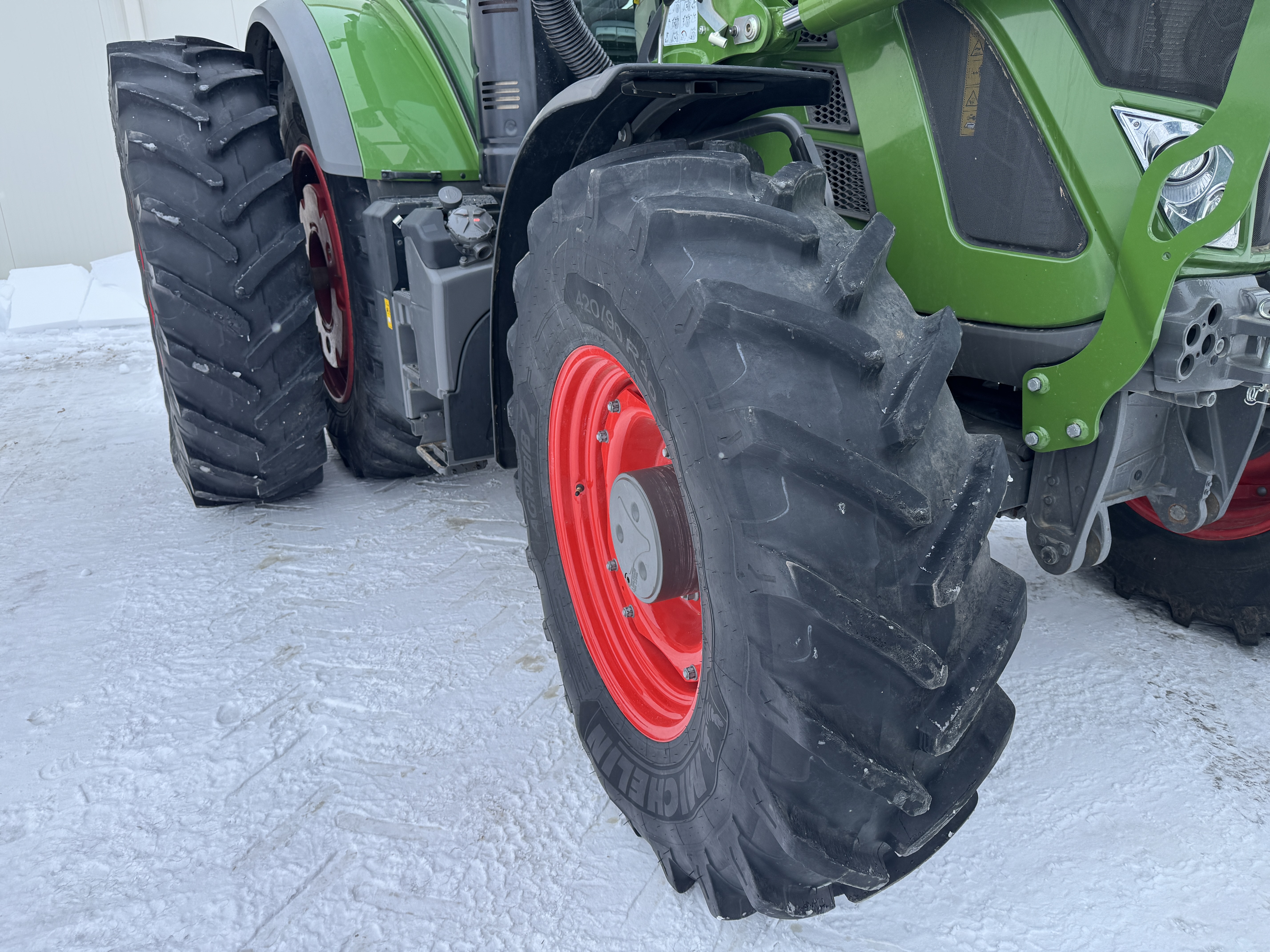 2021 Fendt 724 Gen6 Tractor