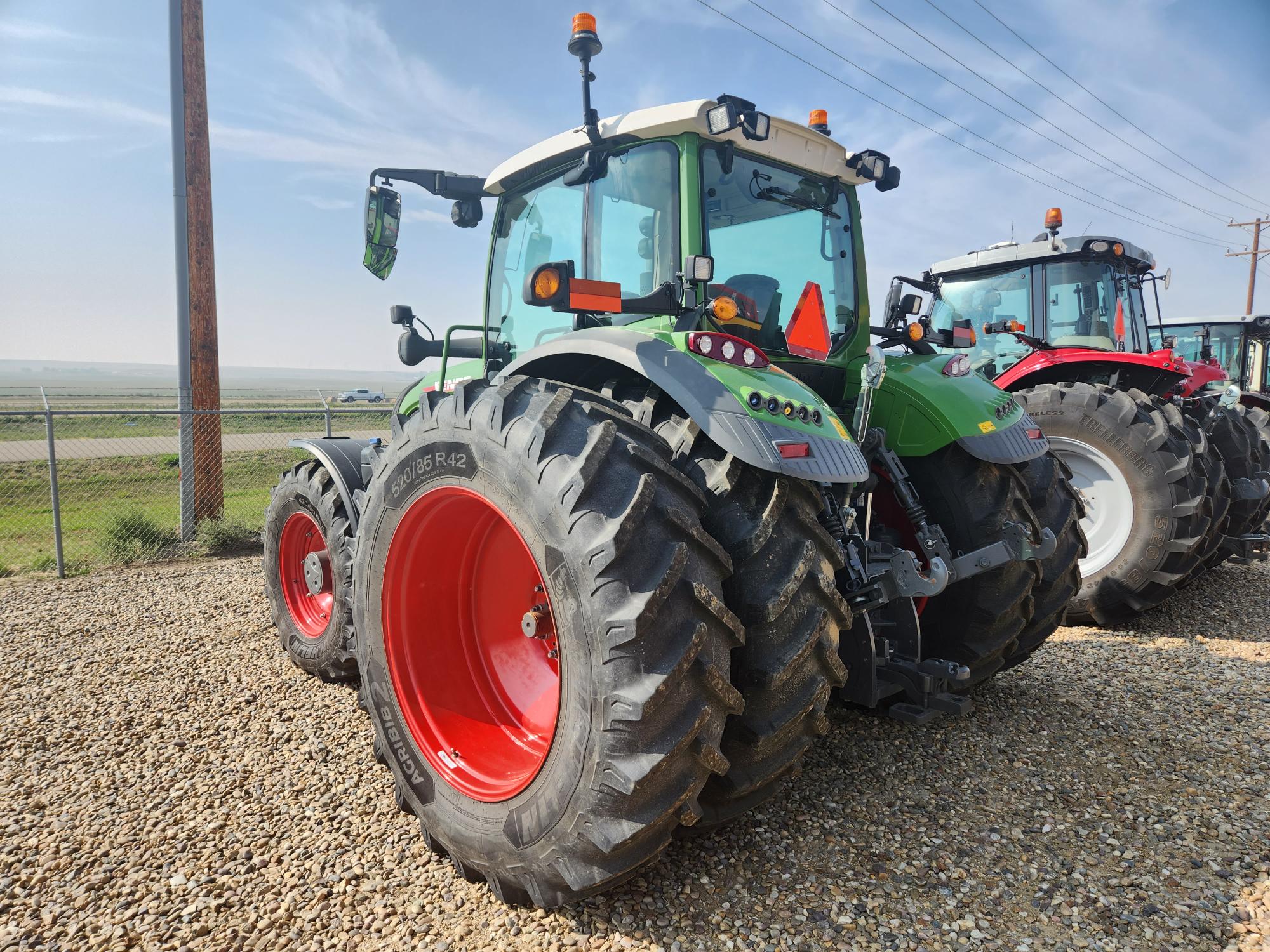 2021 Fendt 724 Gen6 Tractor