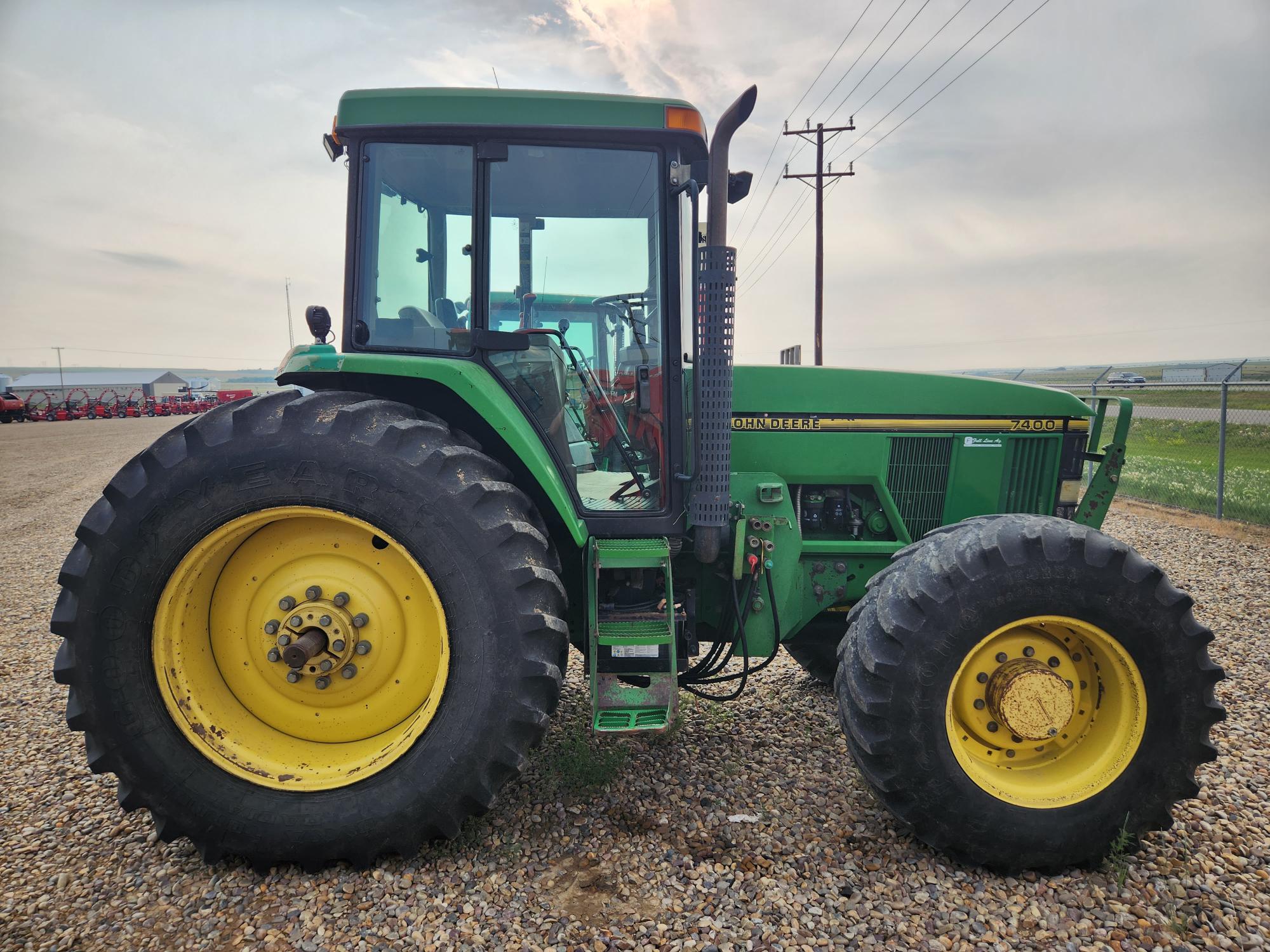 1995 John Deere 7400 Tractor