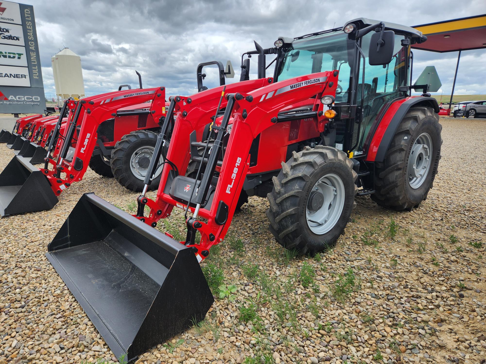 2022 Massey Ferguson 4707 Tractor