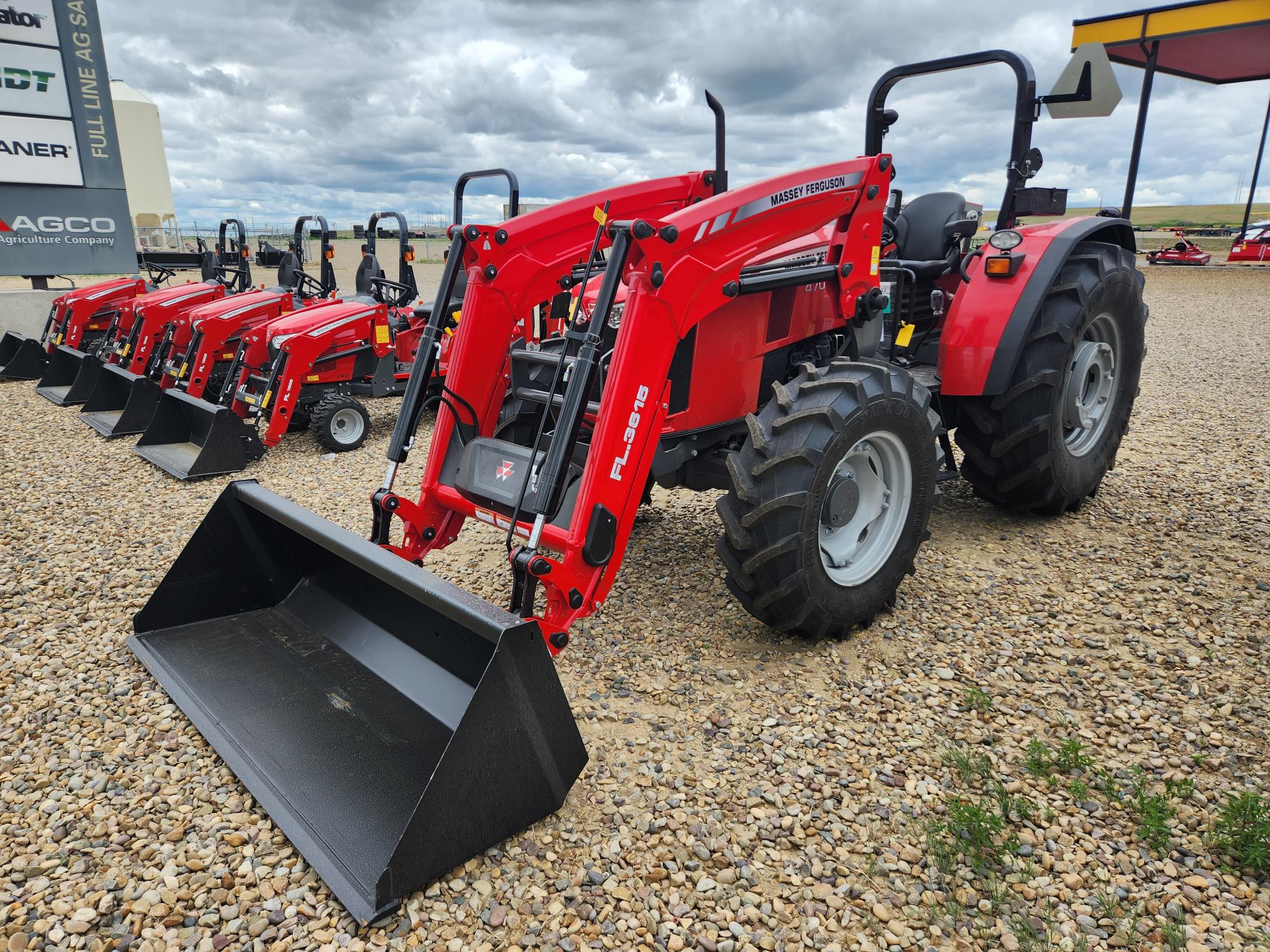 2023 Massey Ferguson 4707 Tractor