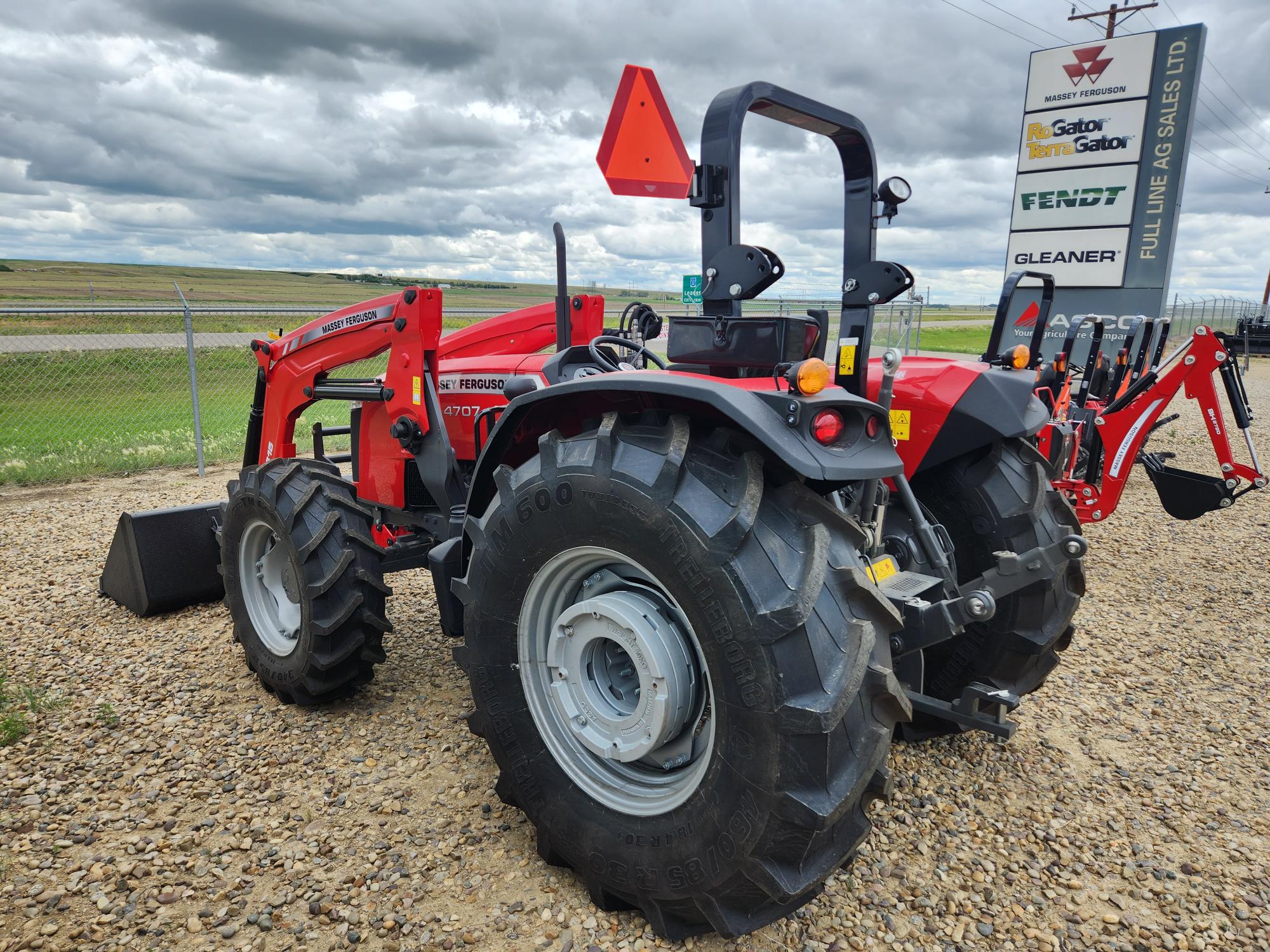 2023 Massey Ferguson 4707 Tractor