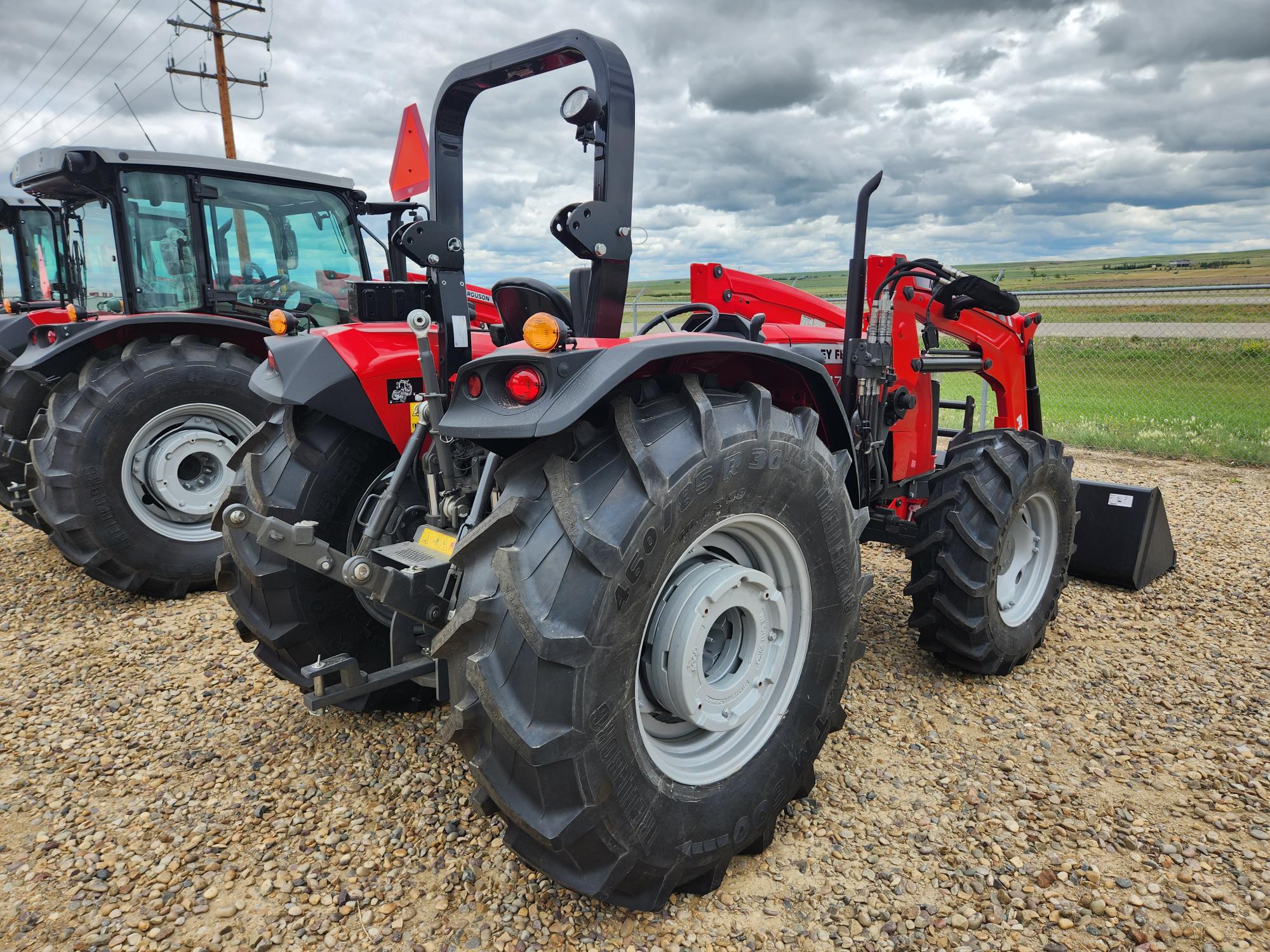 2023 Massey Ferguson 4707 Tractor