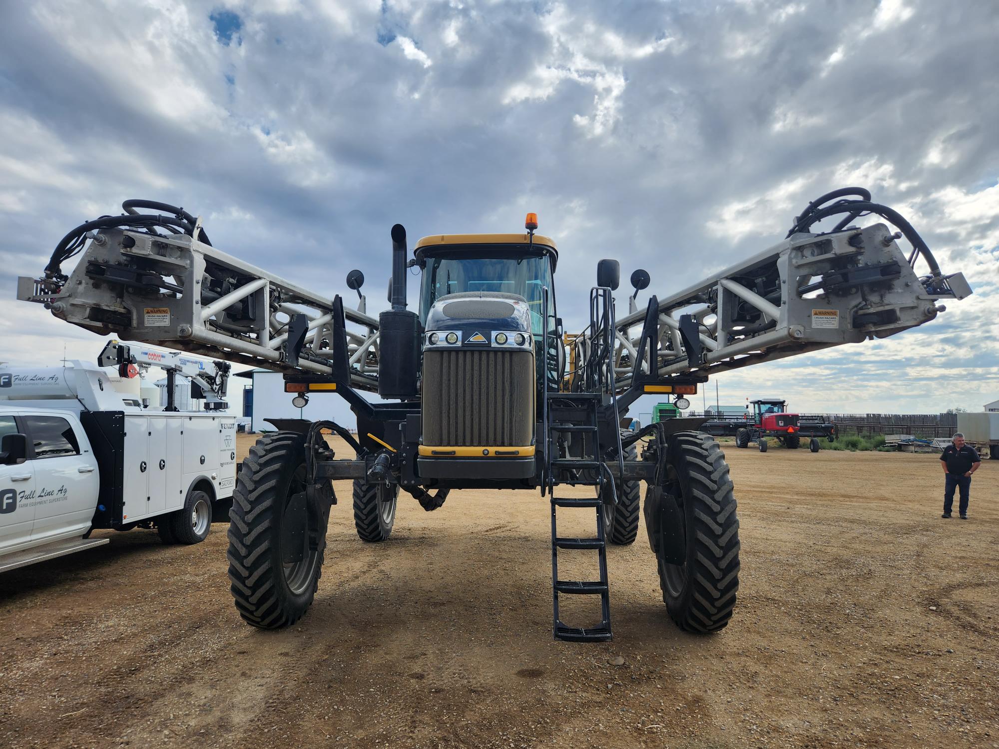 2020 RoGator RG1300C Sprayer/High Clearance