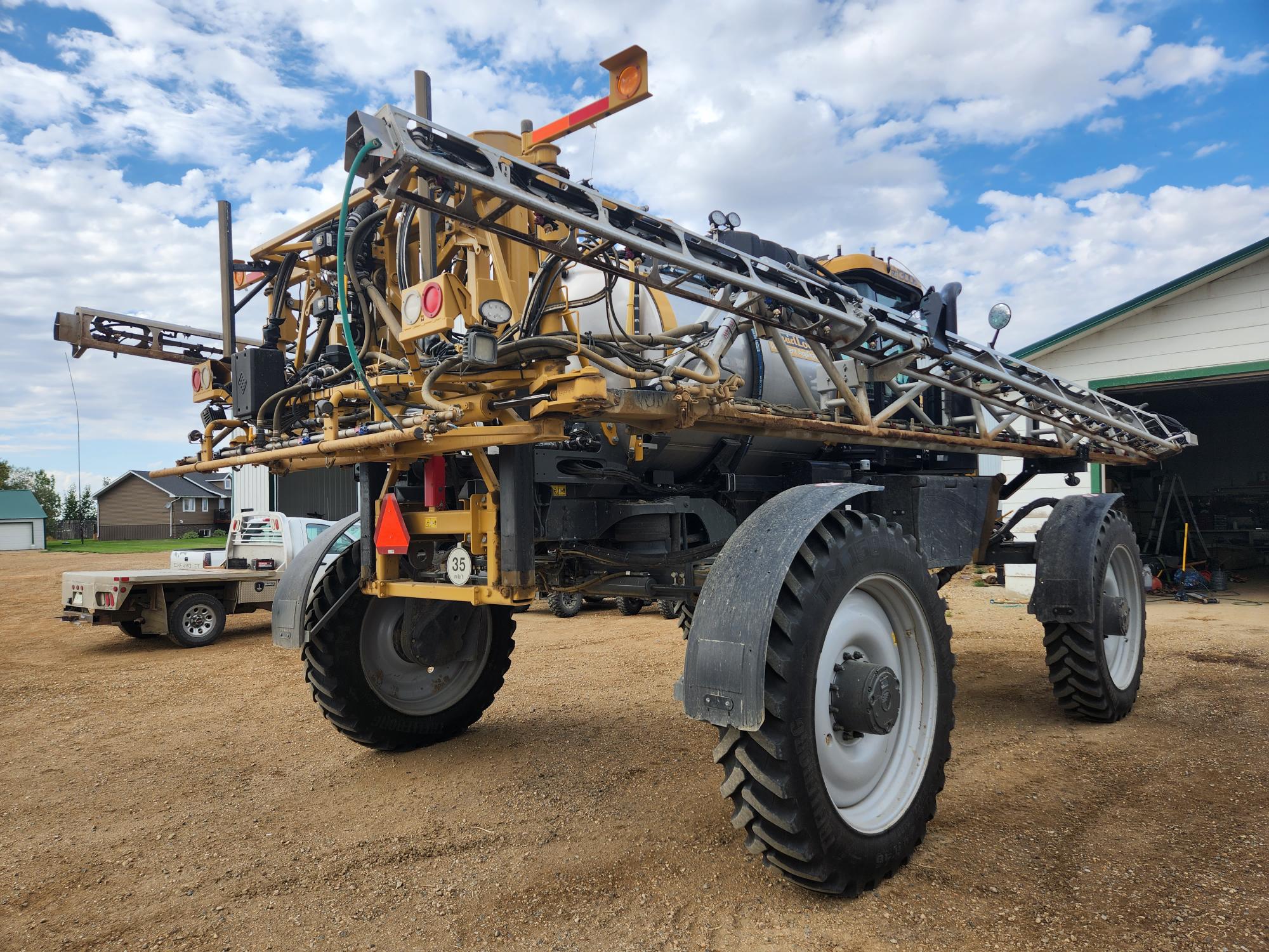 2020 RoGator RG1300C Sprayer/High Clearance