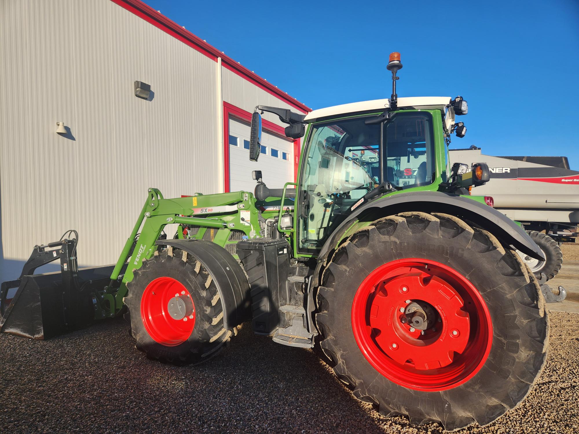 2021 Fendt 724 Gen6 Tractor