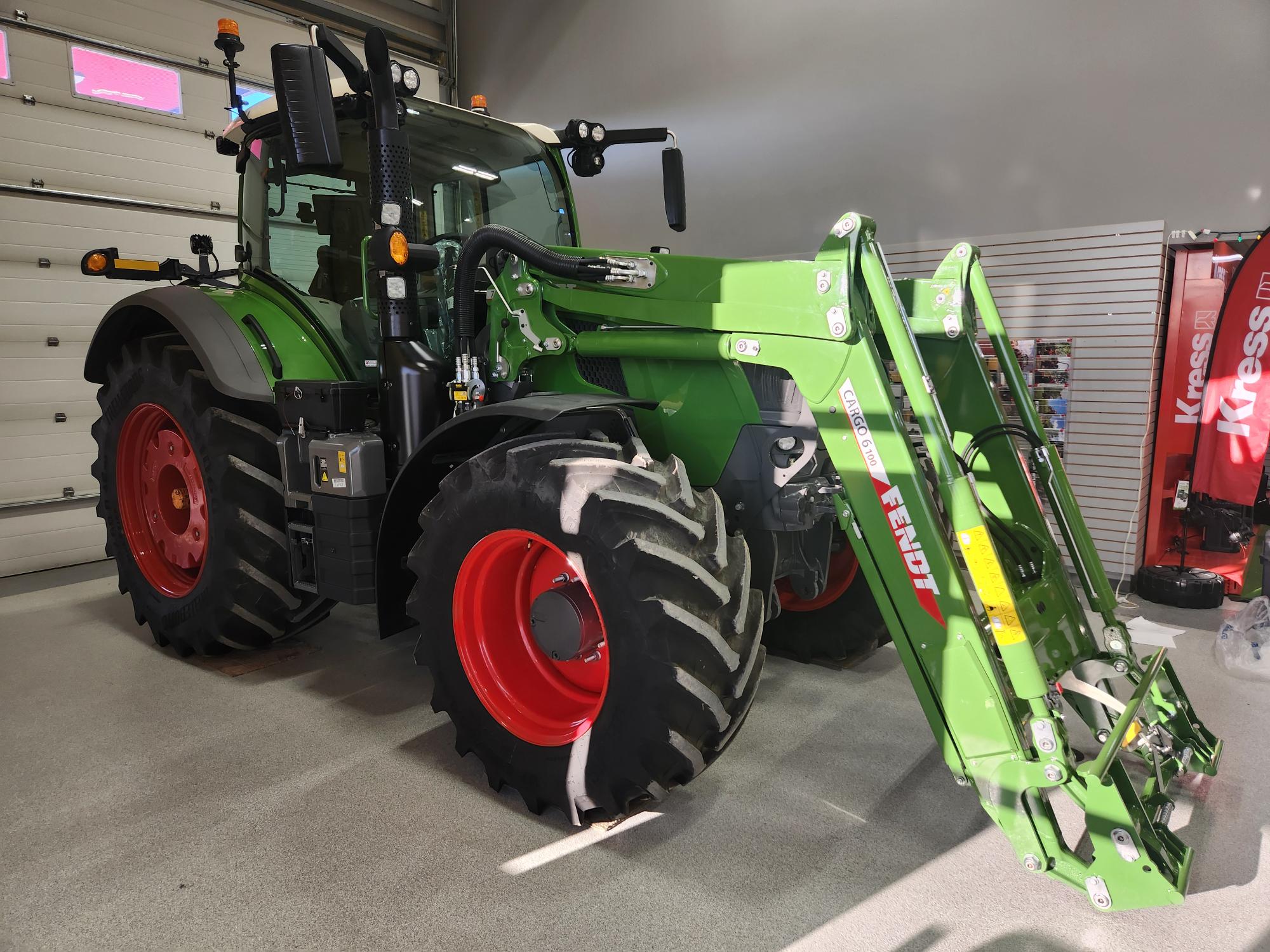 2024 Fendt 728 Gen7 Tractor