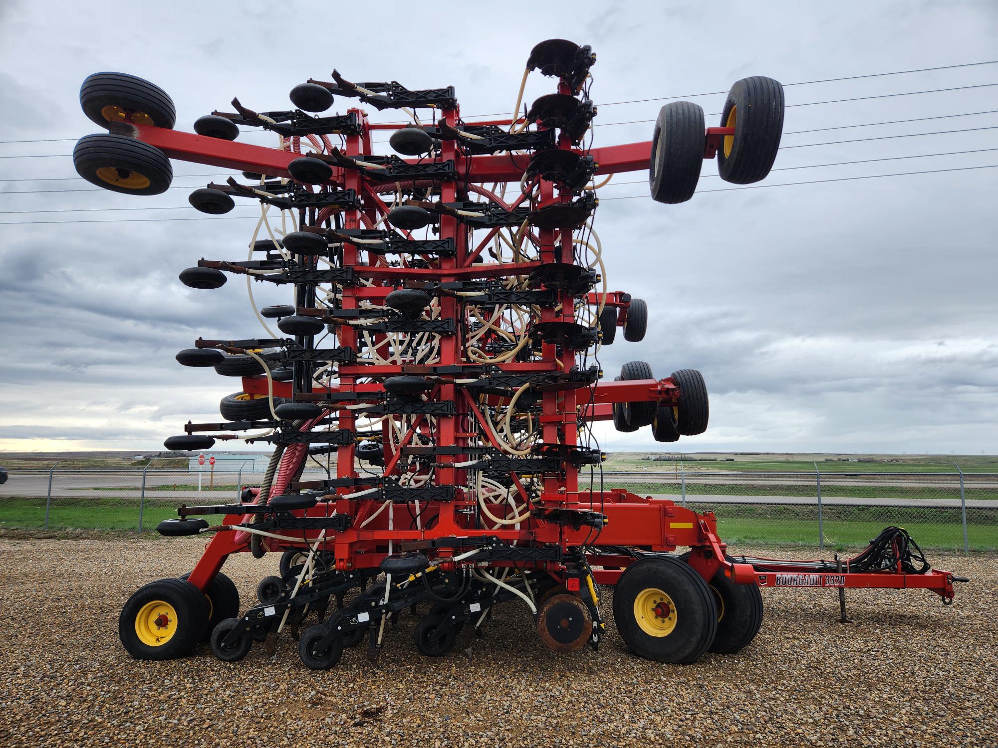 2012 Bourgault 3320 Air Drill