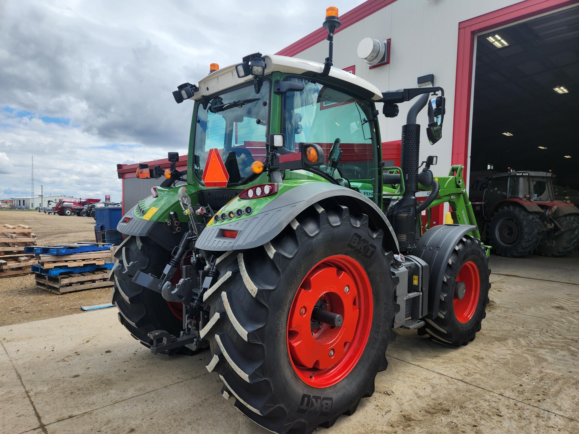 2021 Fendt 512S4 Tractor