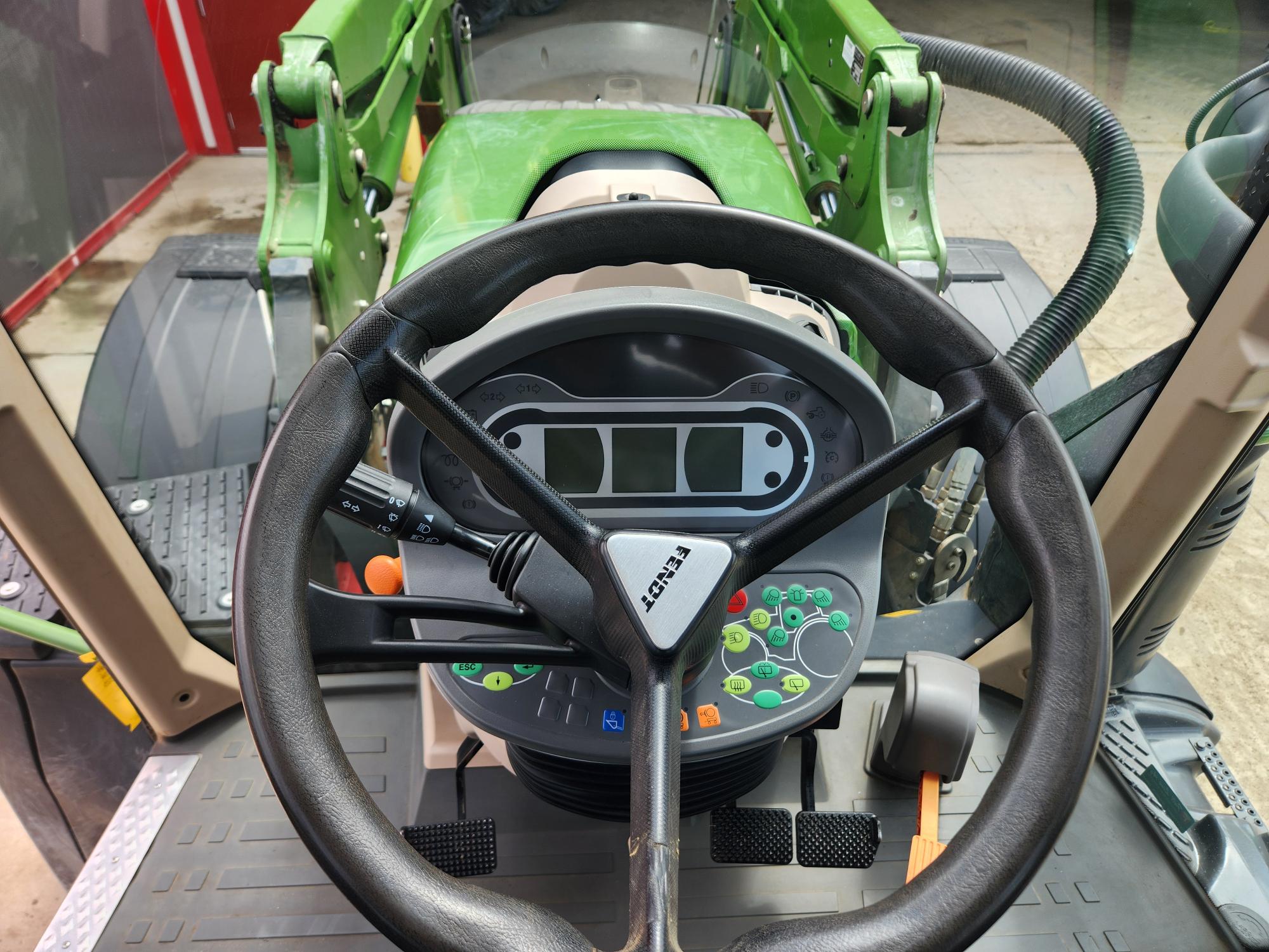 2021 Fendt 512S4 Tractor