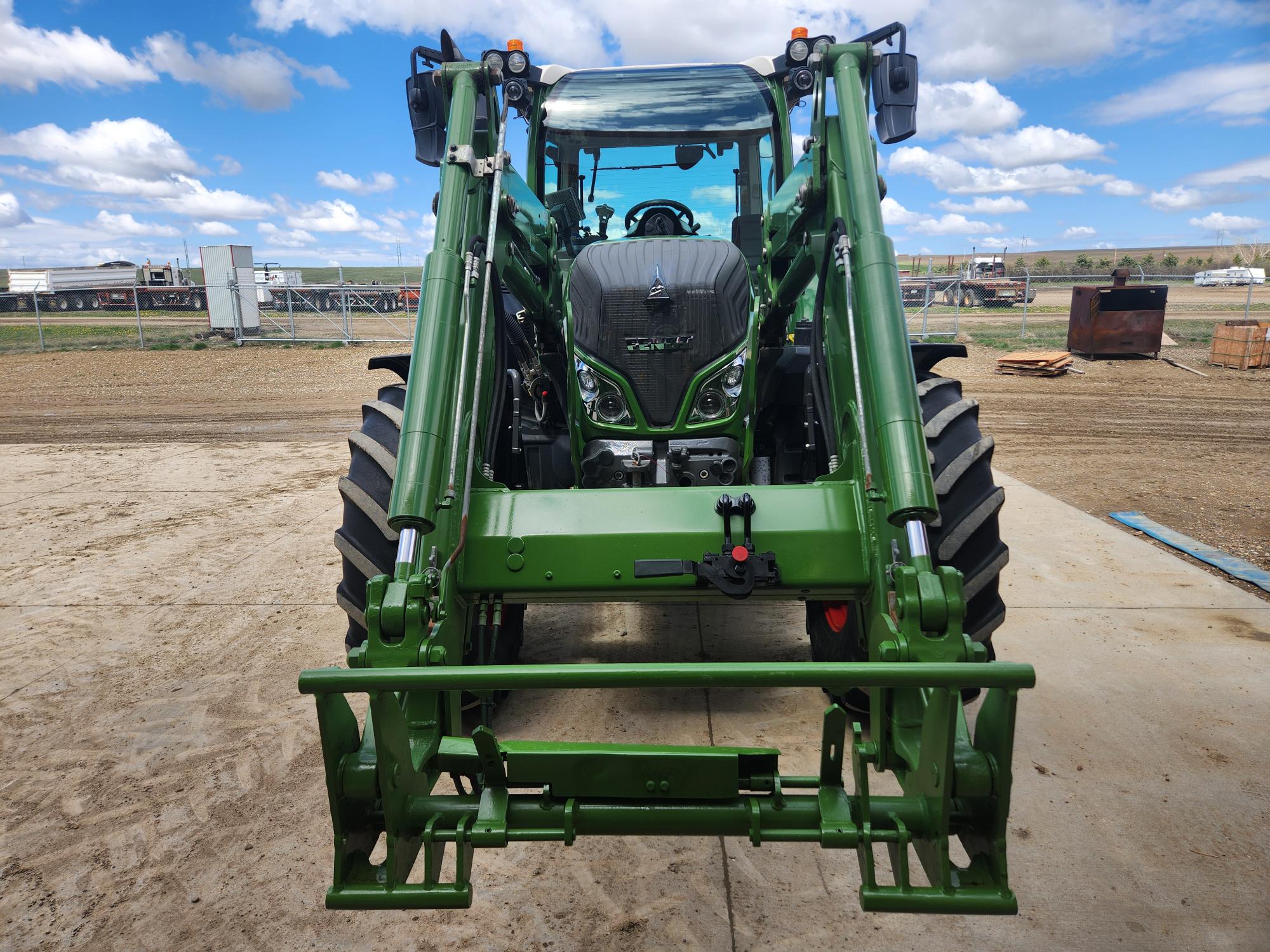 2021 Fendt 512S4 Tractor