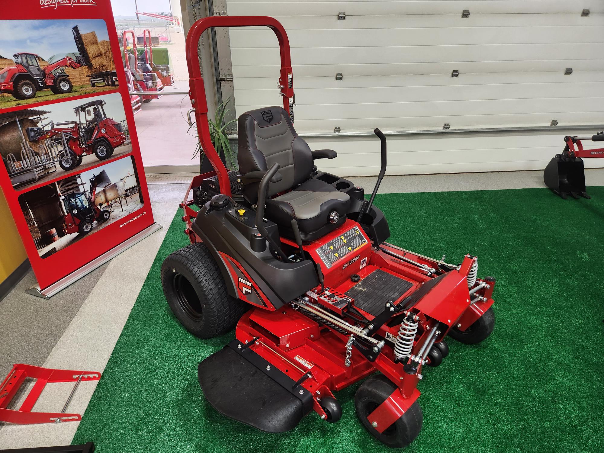 2024 Ferris ISX2200 Mower/Zero Turn