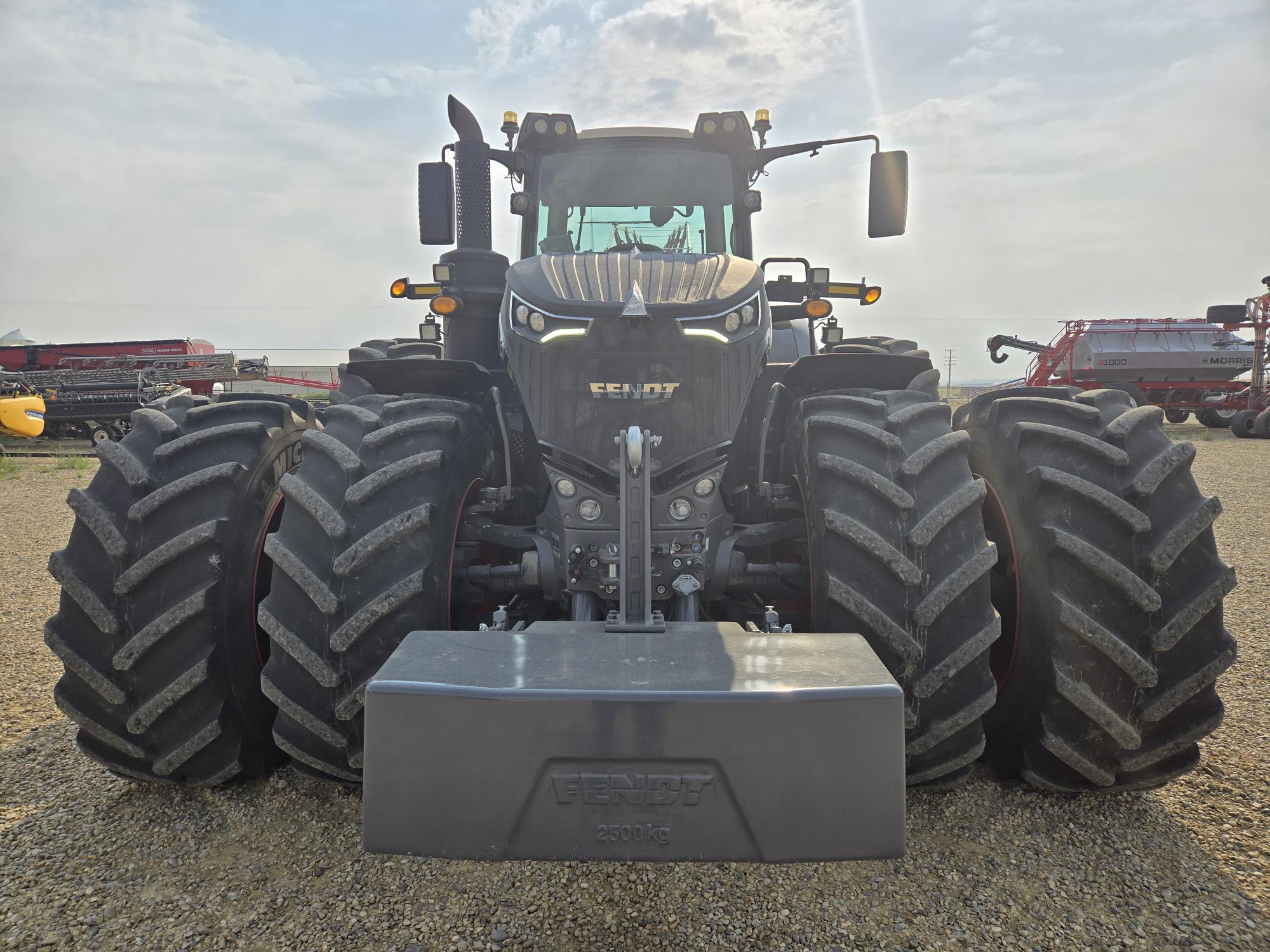 2017 Fendt 1038 Tractor