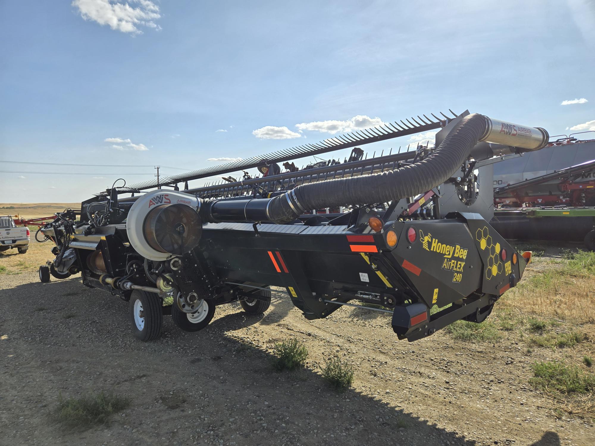 2021 Honey Bee 240 AirFlex Header Combine