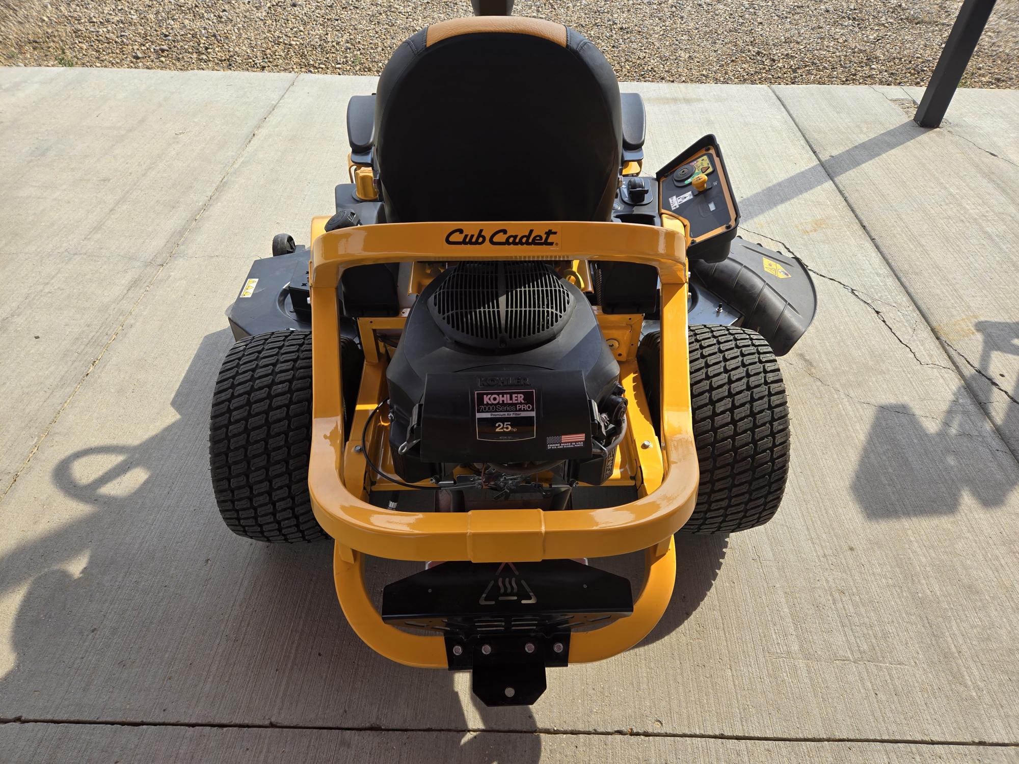 2022 Cub Cadet ZTS2 60 Mower/Zero Turn