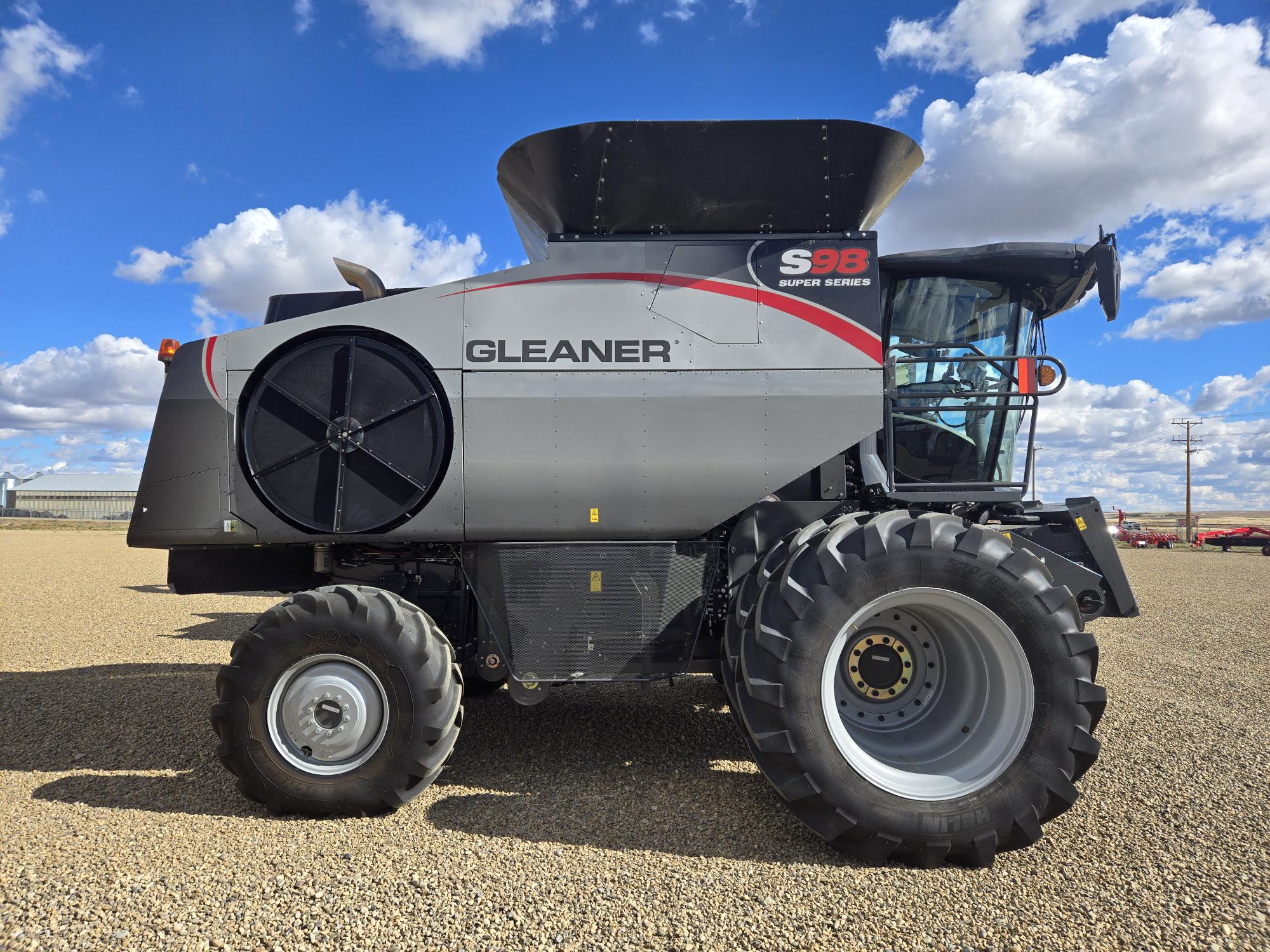 2024 AGCO Gleaner S98 Combine