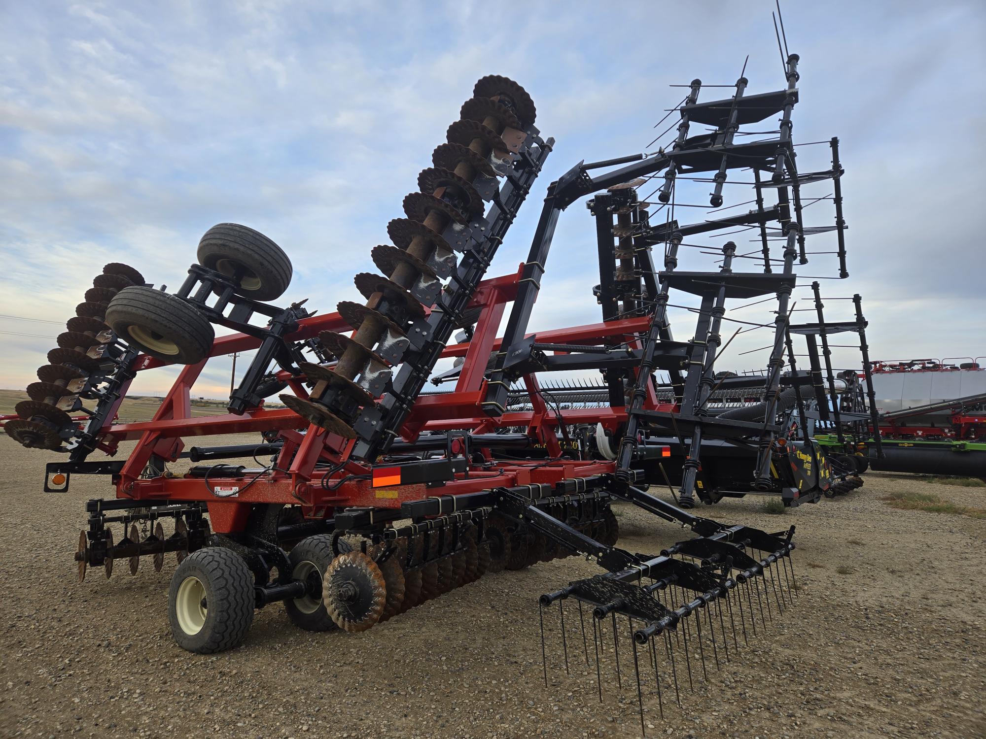 2016 Versatile Viking VT320 Vertical Tillage