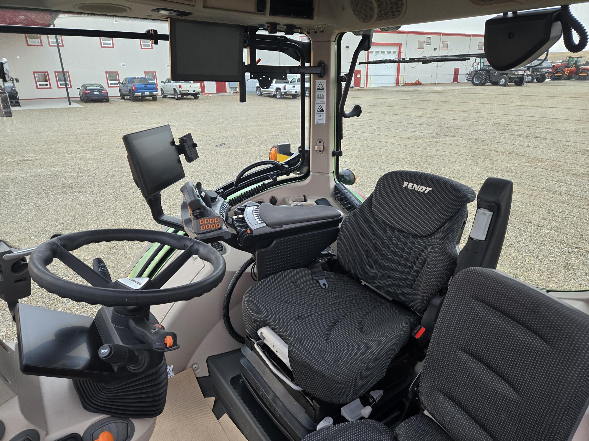 2022 Fendt 724 Gen6 Tractor