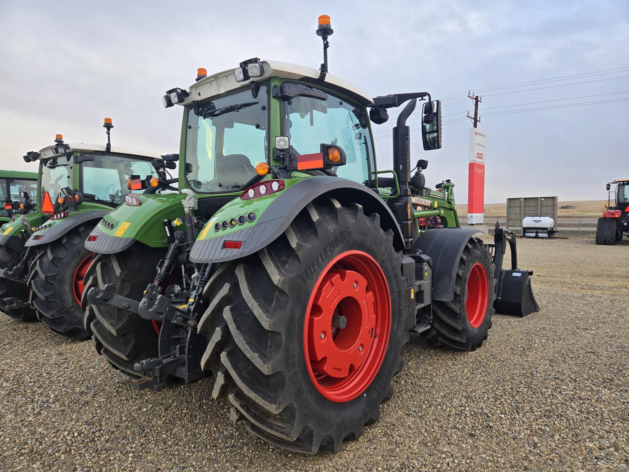 2022 Fendt 724 Gen6 Tractor