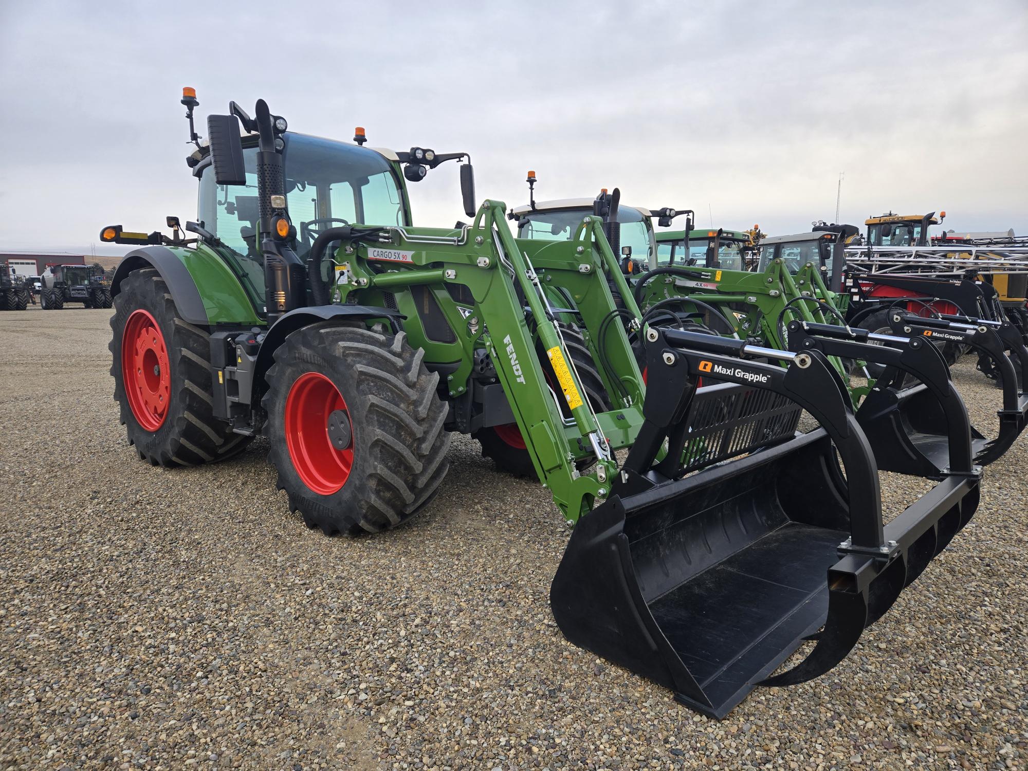 2022 Fendt 724 Gen6 Tractor