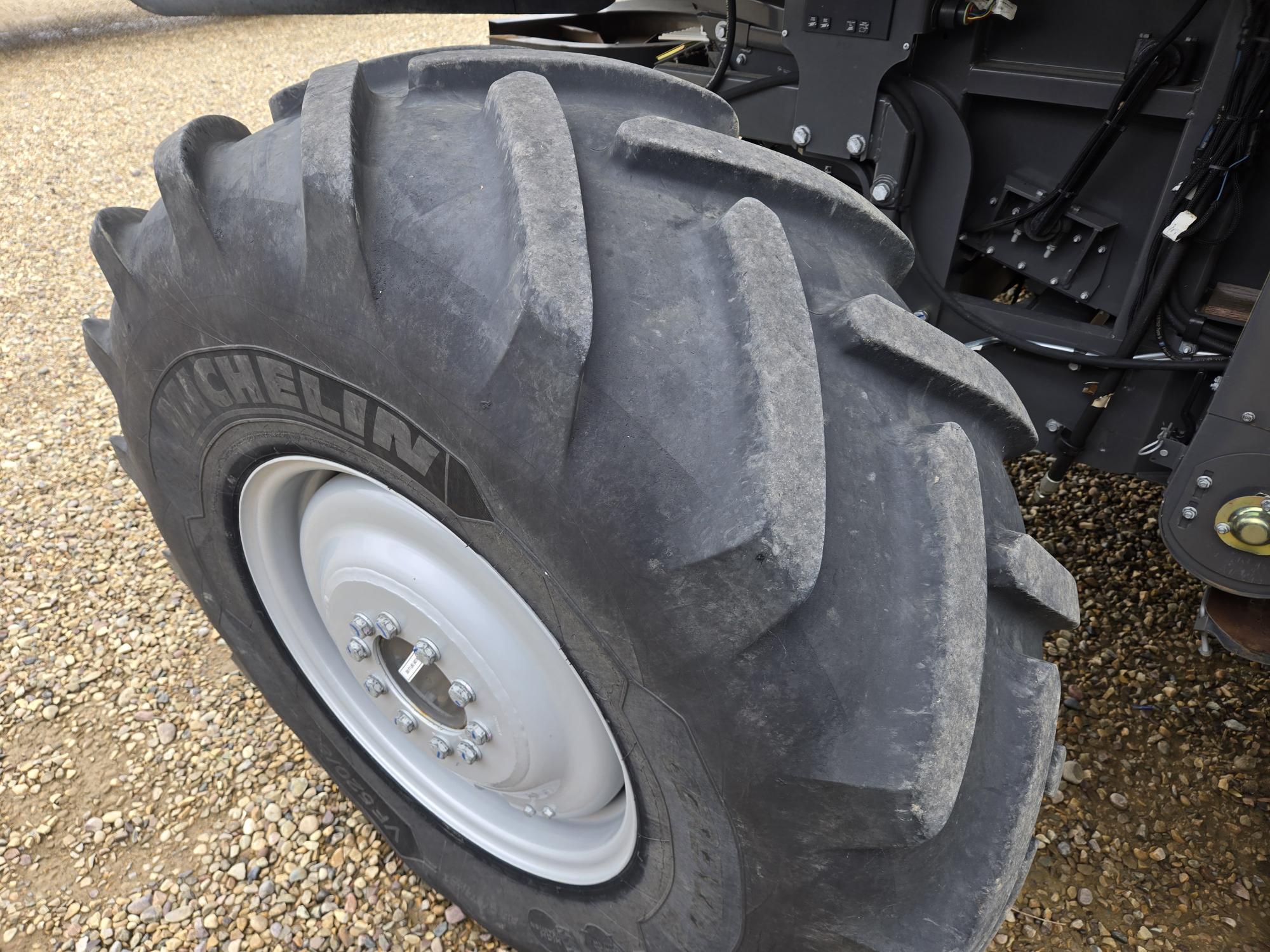 2022 AGCO Gleaner S98 Combine