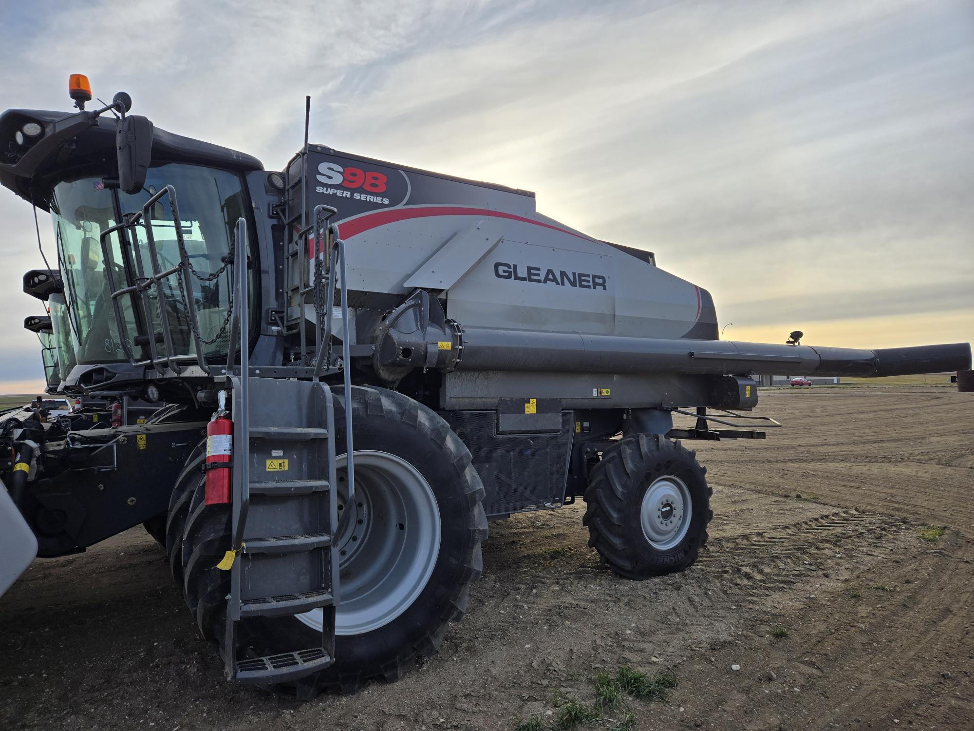 2024 AGCO Gleaner S98 Combine