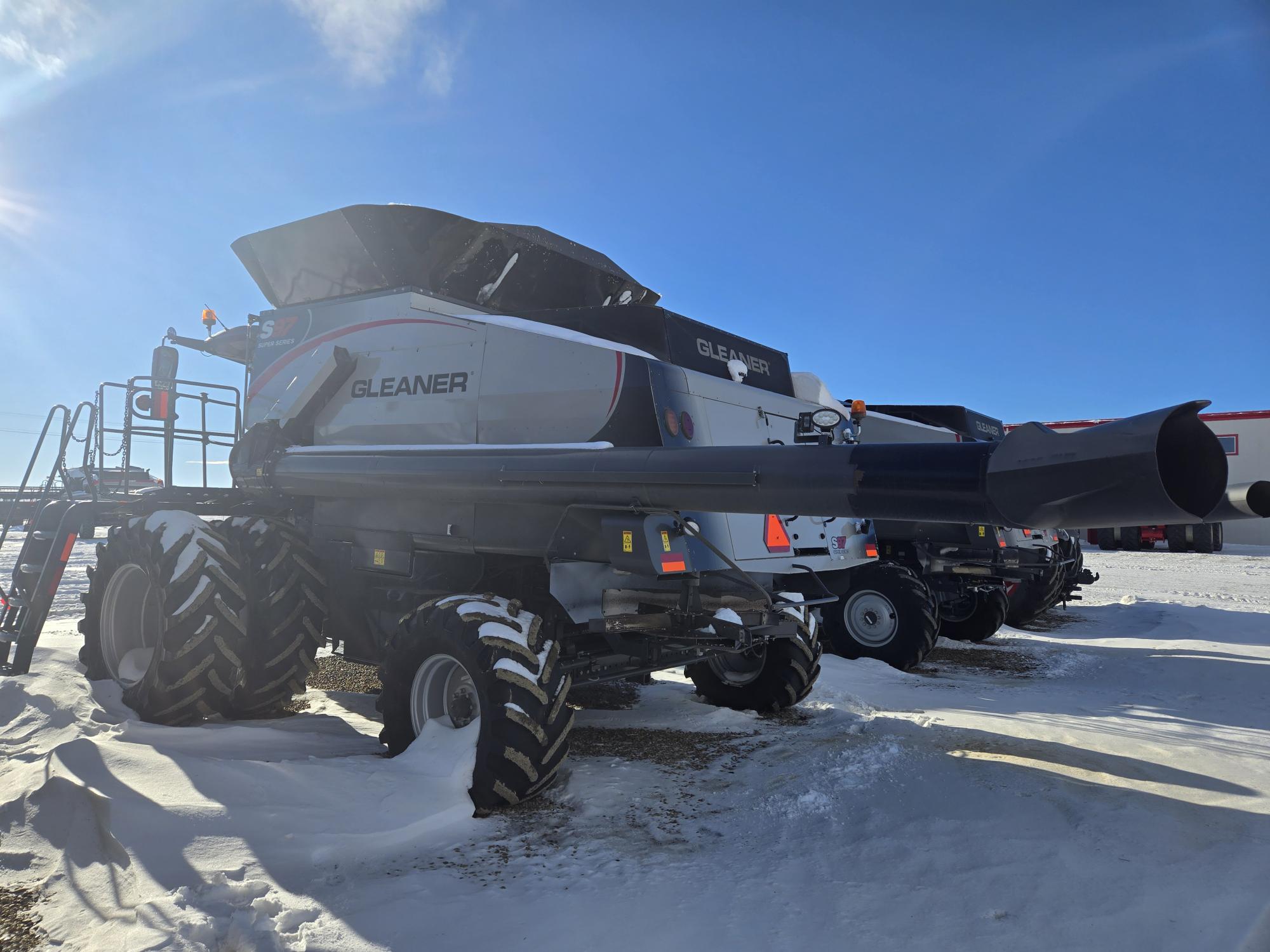 2016 AGCO Gleaner S97 Combine