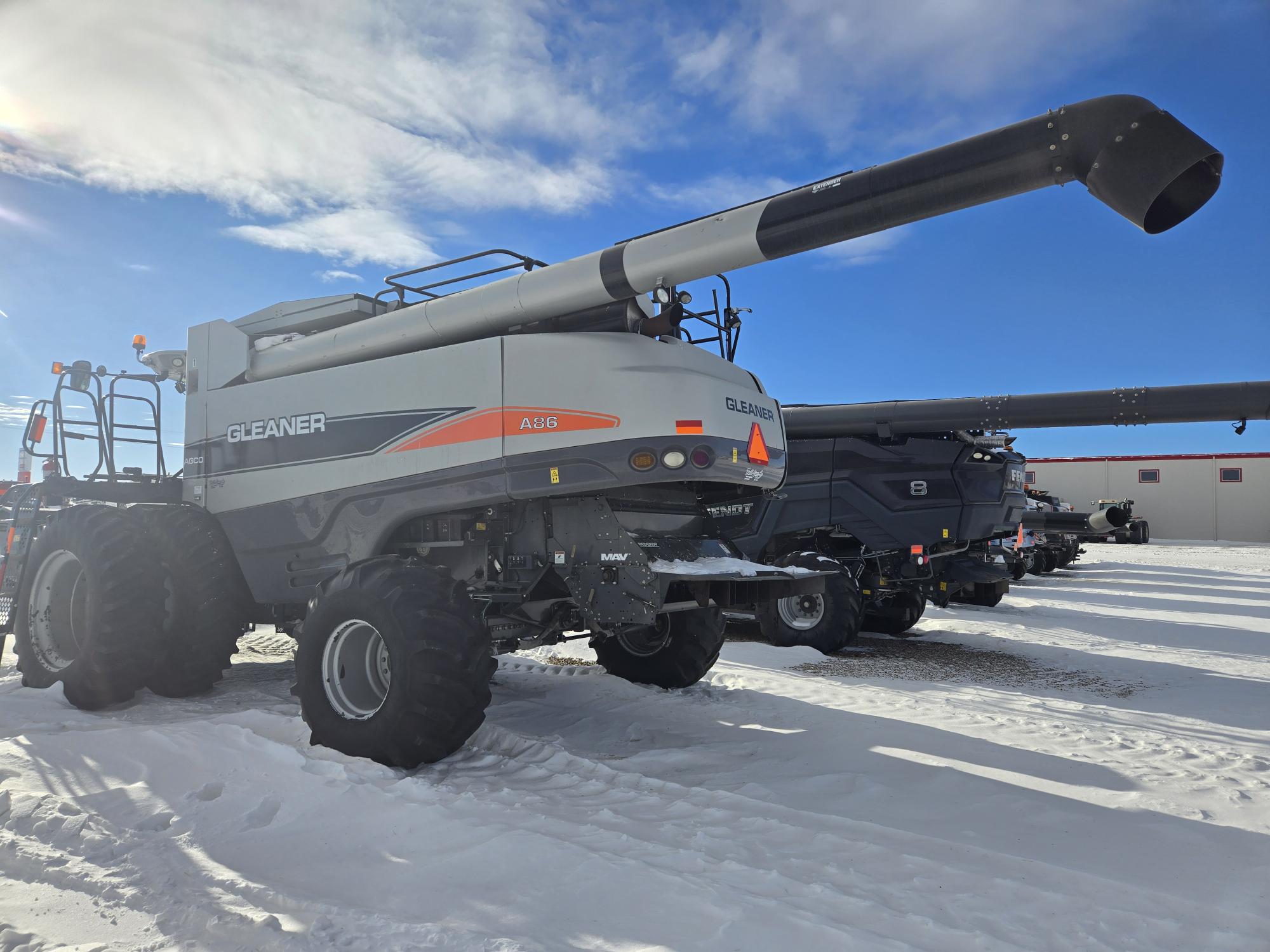 2011 AGCO Gleaner A86 Combine