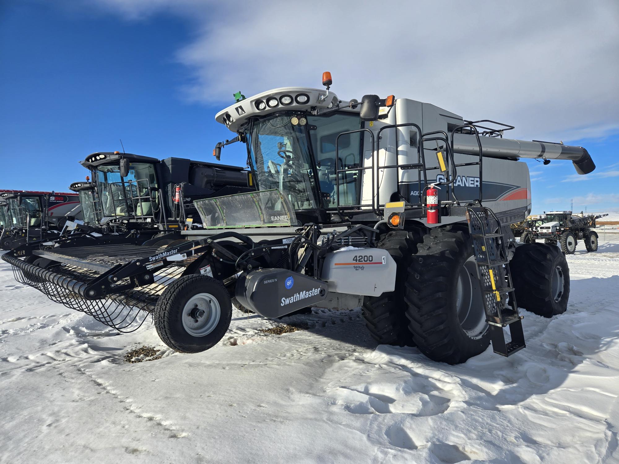 2011 AGCO Gleaner A86 Combine