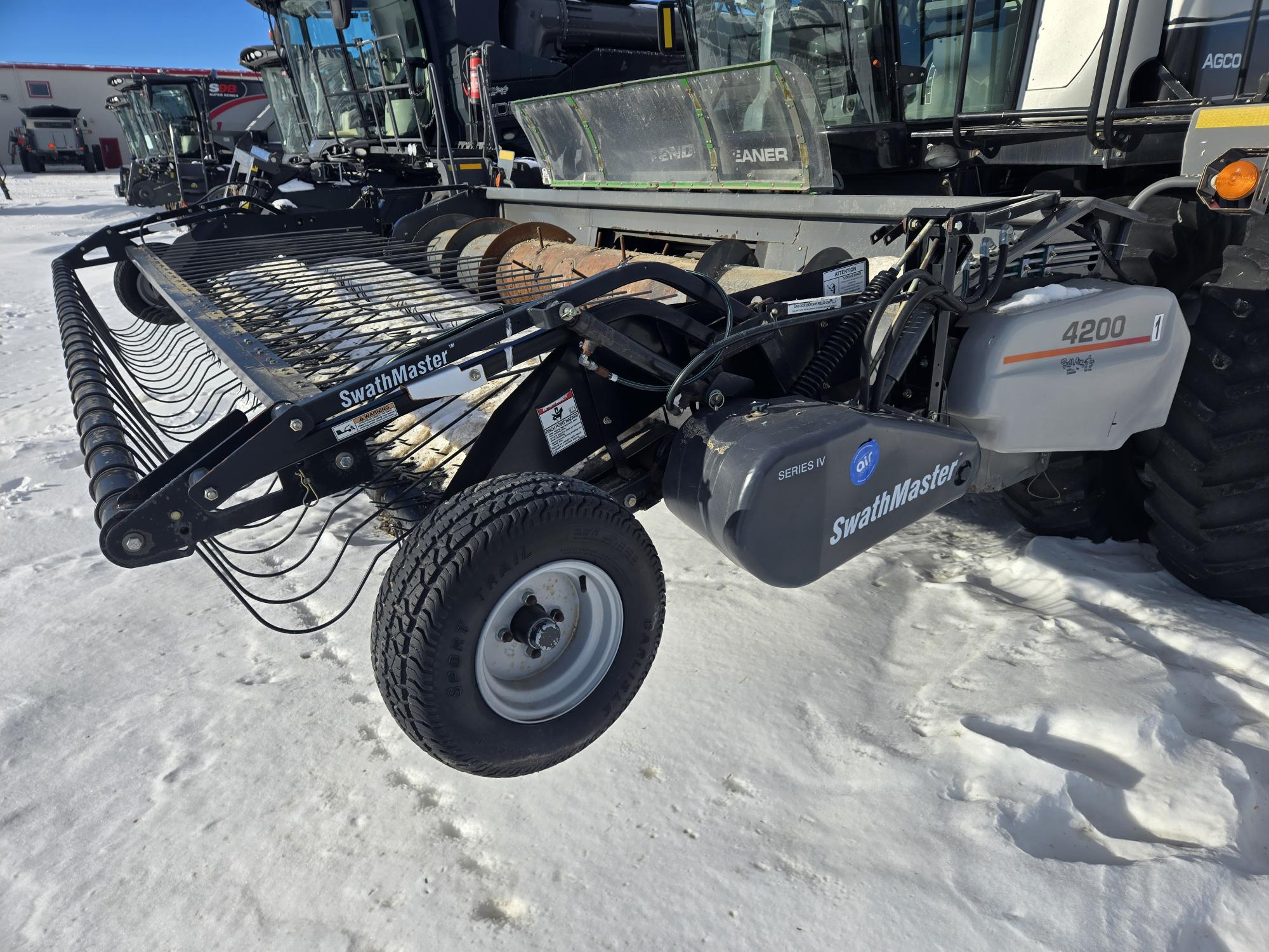 2011 AGCO Gleaner A86 Combine