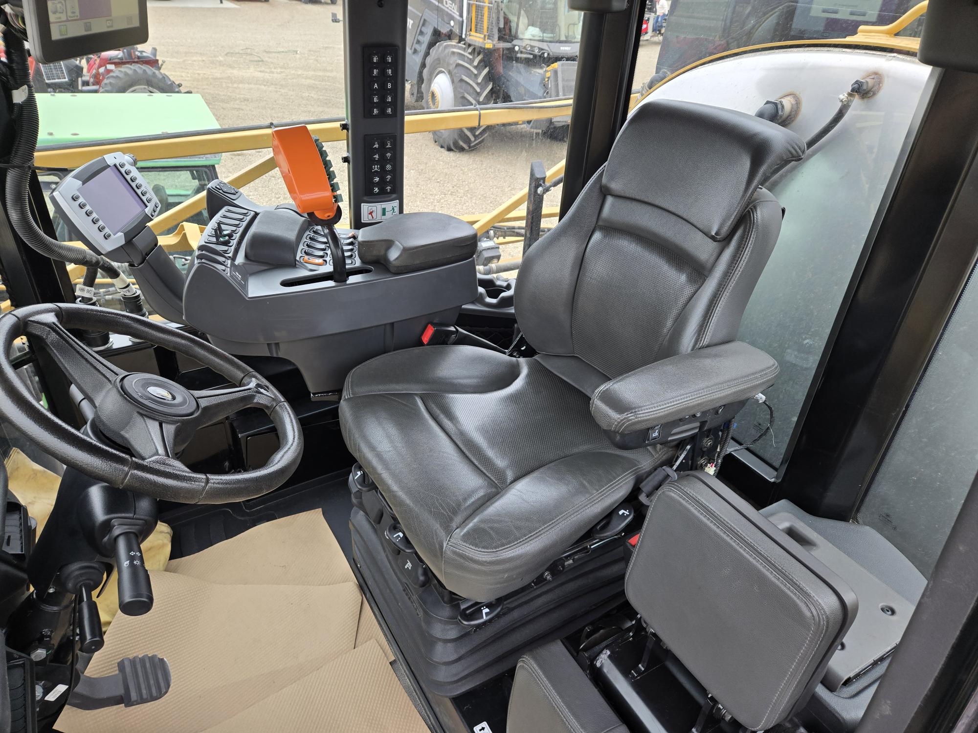 2017 RoGator RG1300B Sprayer/High Clearance